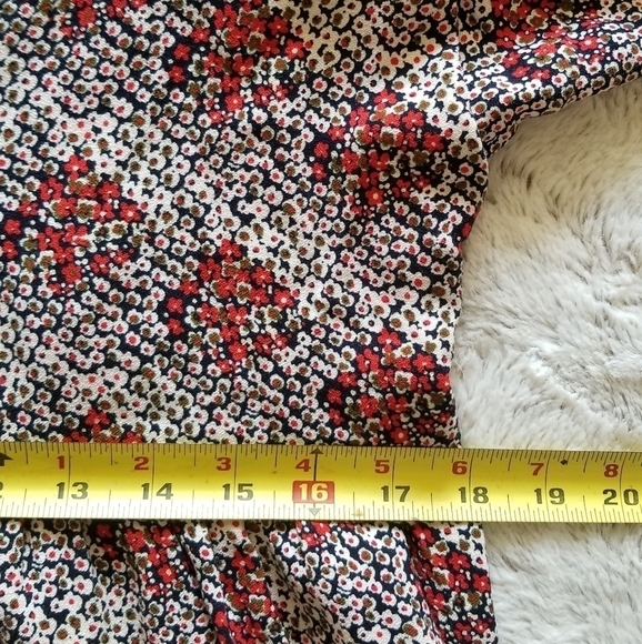 Zara Trafaluc Red Floral Romper Bell Sleeve - Picture 7 of 8